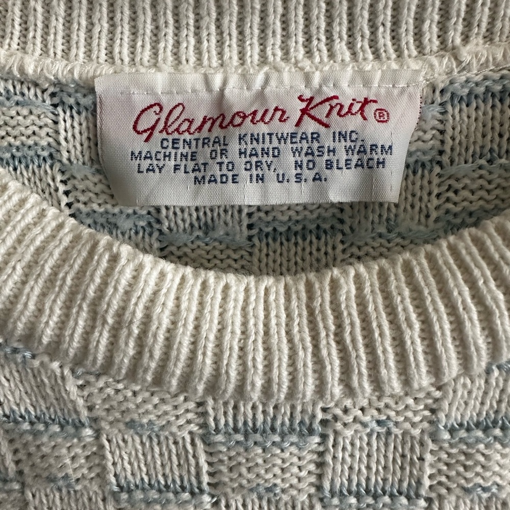 Glamour Knit Women's White and Gray Sweater